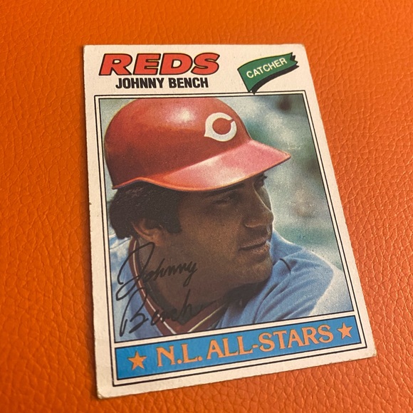 1977 Topps Baseball Johnny Bench #70, Reds - Picture 3 of 3
